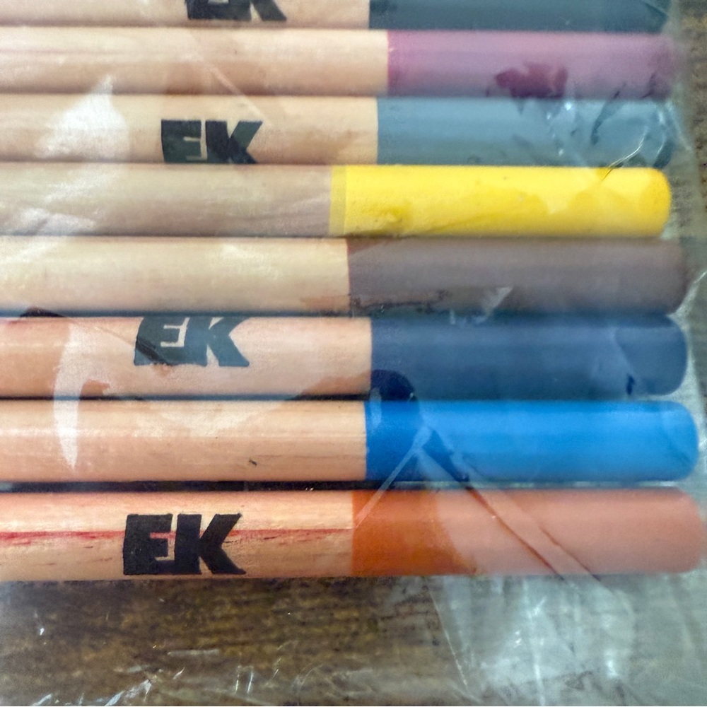 Colorama Adult Coloring Book Color Me Happy 50 Pg Bonus EK 16Pc Color Pencil Set - Picture 6 of 8